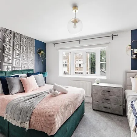 Daire Wow Modern House 5 Bed 4 Bath 2 Parking - Hot Tub