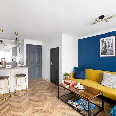 Wow Modern House 5 Bed 4 Bath 2 Parking - Hot Tub Lägenhet *